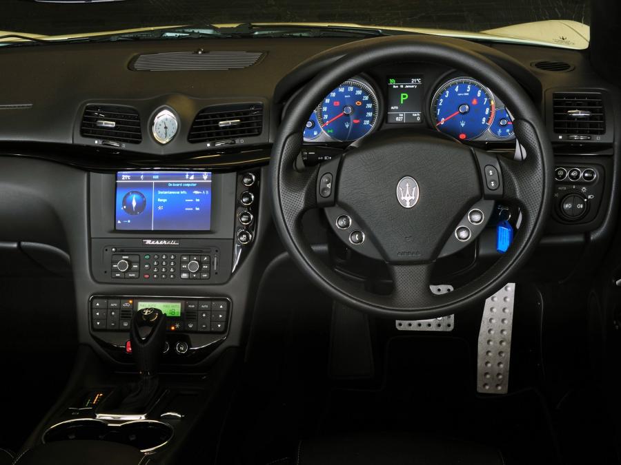  Maserati GranCabrio Sport 2011 года  (AU) (фото 16 из 18)
